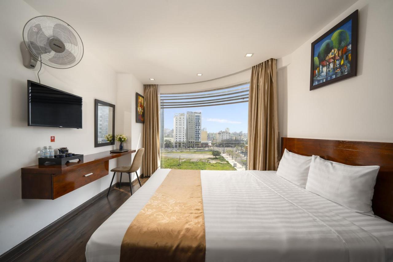 Waikiki Beach Hotel Da Nang Esterno foto