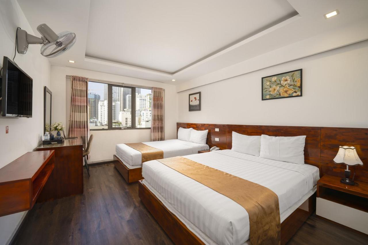 Waikiki Beach Hotel Da Nang Esterno foto