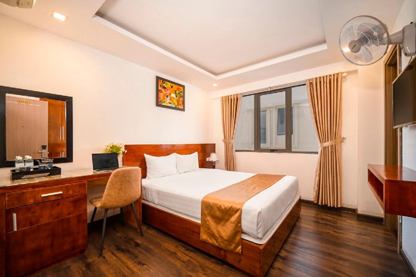 Waikiki Beach Hotel Da Nang Esterno foto