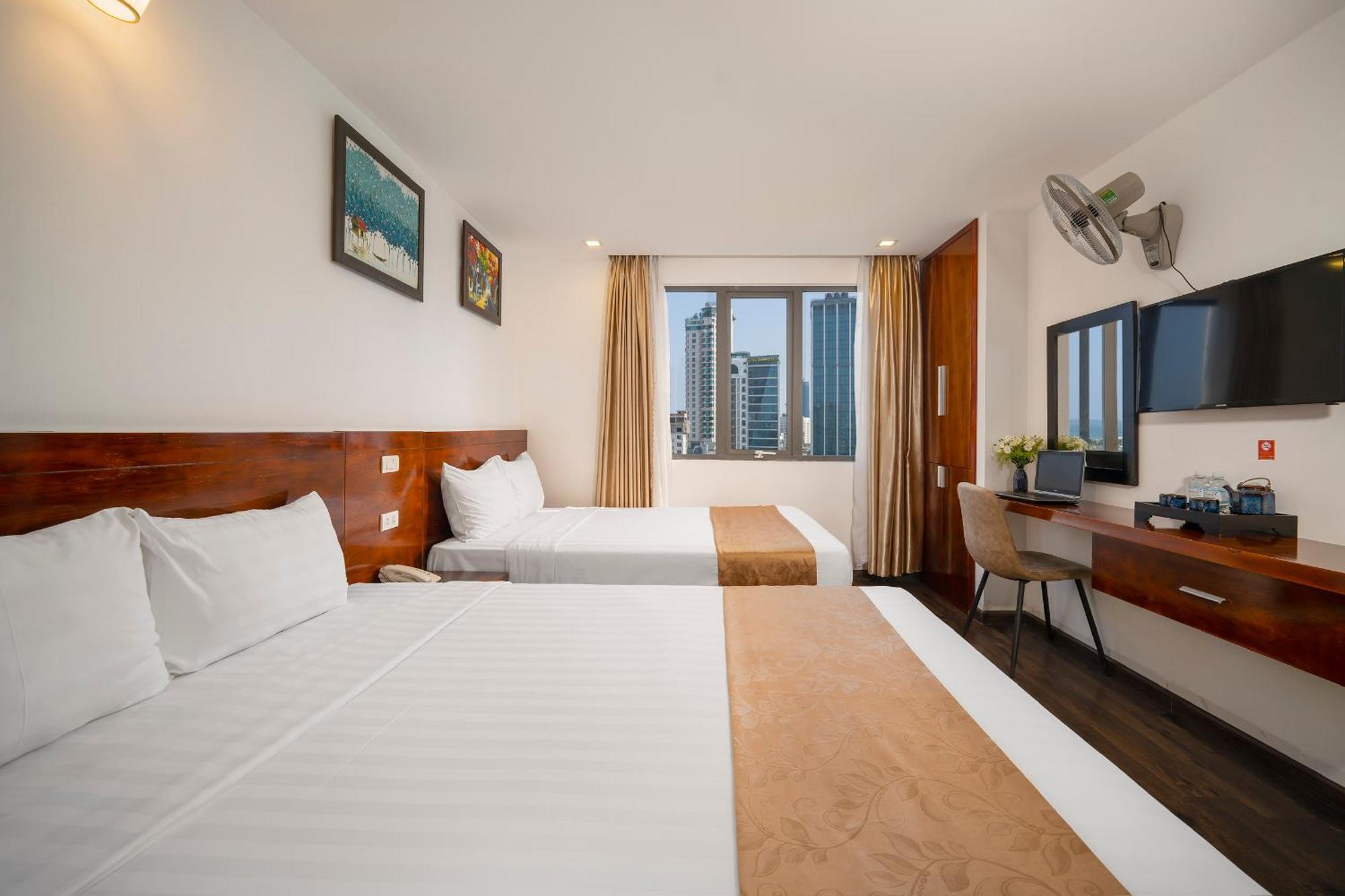 Waikiki Beach Hotel Da Nang Esterno foto
