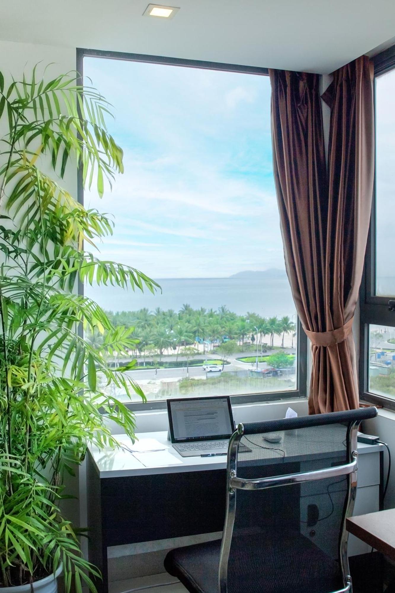 Waikiki Beach Hotel Da Nang Esterno foto