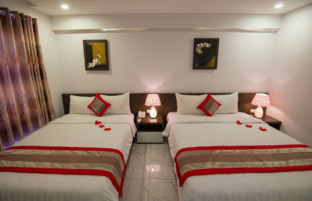 Waikiki Beach Hotel Da Nang Esterno foto